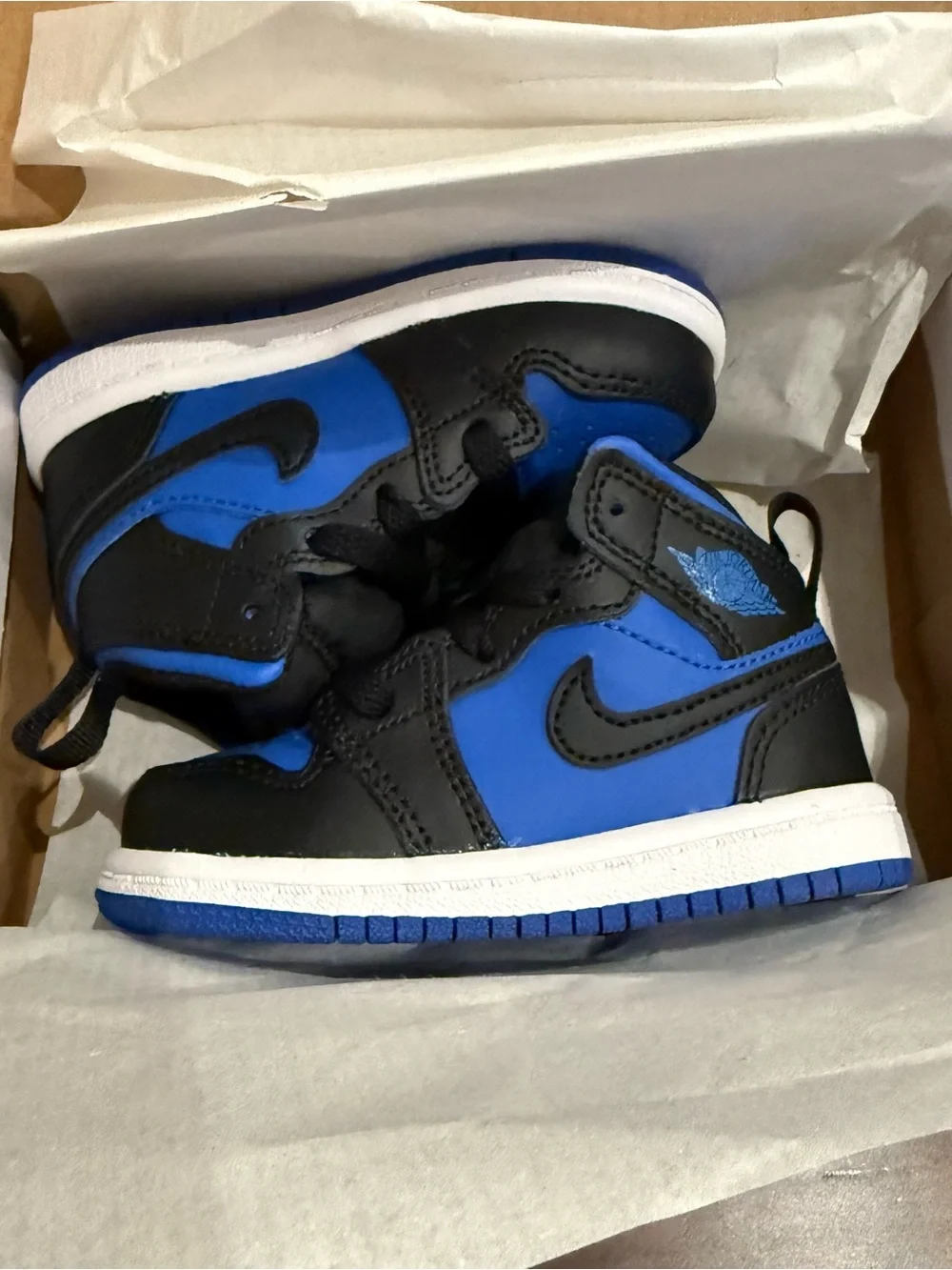 Jordan Kids High-Top Sneakers in Black and Royal Blue Size 5